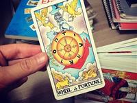 Kiến thực về việc xem bói ngày tháng năm sinh trong thời đại này