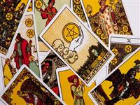 Có cần chuẩn bị thật kỹ câu hỏi khi xem bói bài tarot về tương lai ?