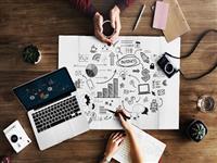 So sánh các nhà xây dựng trang web trực tuyến tốt nhất hiện nay