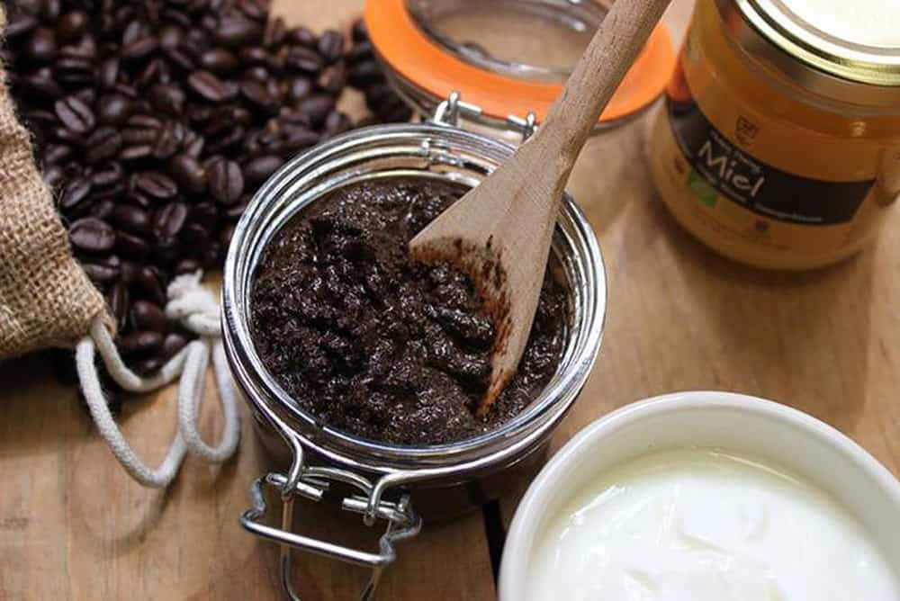 Cách làm hồng cô bé nhờ tẩy da chết