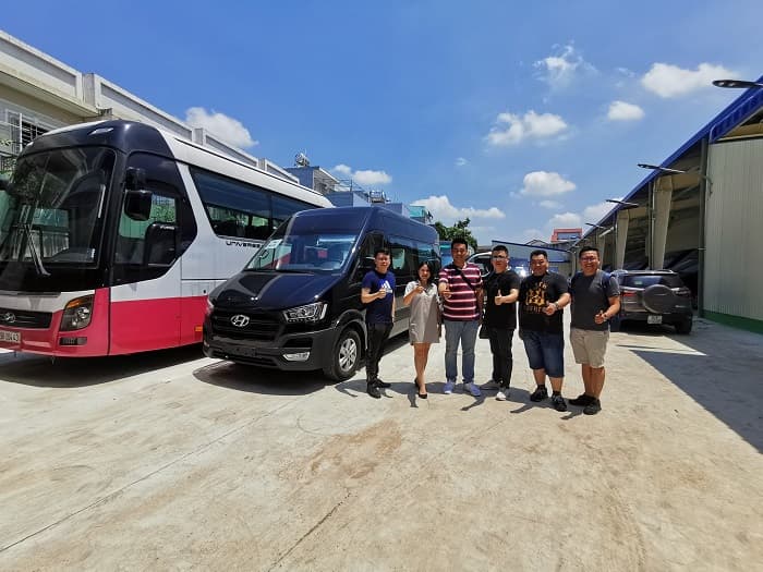 Thuê xe 16 chỗ Hà Nội đi lễ chùa 2021